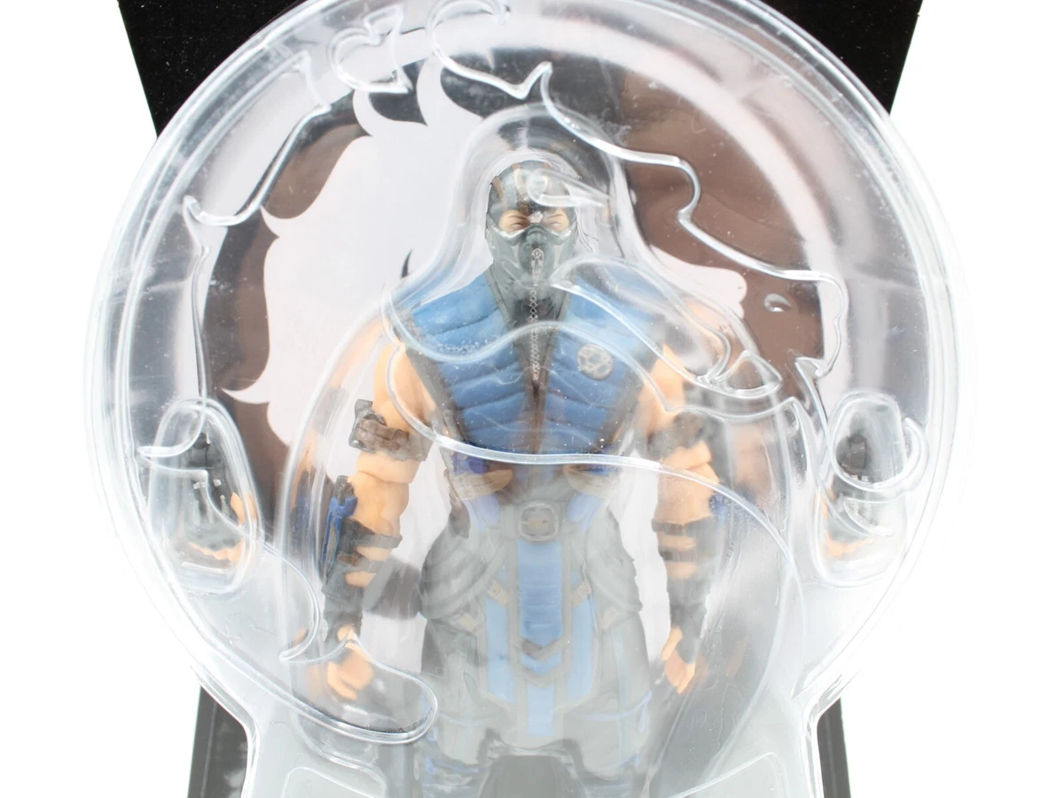 Mezco sub outlet zero 6 inch