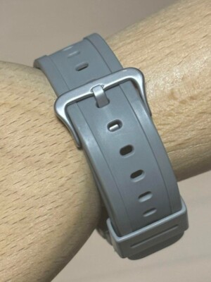 CASIO G-SHOCK DW-D5600P グレー CASIO G-SHOCK DW-D5600P-8JF Watch Matte Gray Blue Tough