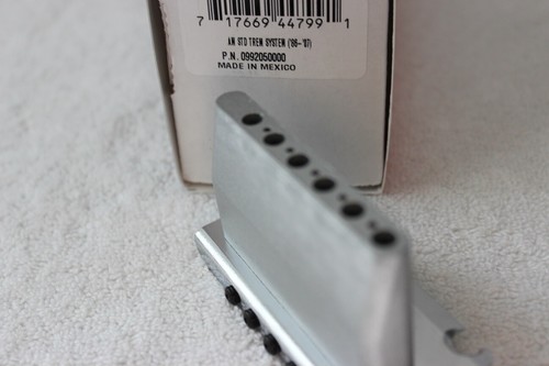 Fender American Standard Chrome Stratocaster Hardware Set w/ Tuners 099-2050-000 - Picture 5 of 7