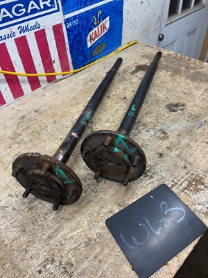 1981 1993 DODGE RAM D150 D100 W150 REAR AXLE SHAFT PAIR SET OEM 27 SPLINE 5X5.5