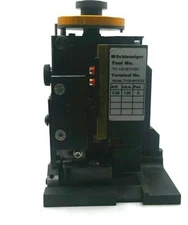 701.140.001 Applicator Mfg. Schleuniger Condition: Used