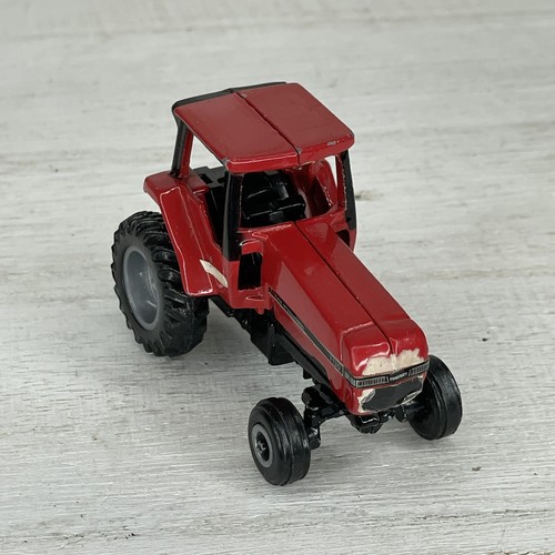 Case International Harvester 7130 Tractor Red With Black Stripe 1/64 - Picture 2 of 5