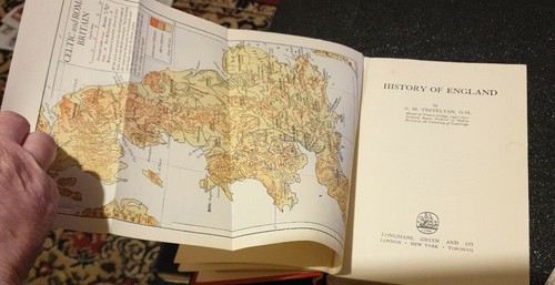 History Of England ~ G.M.Trevelyan ~ 1952 Hardback Book with Pull Out Map - Picture 8 of 19