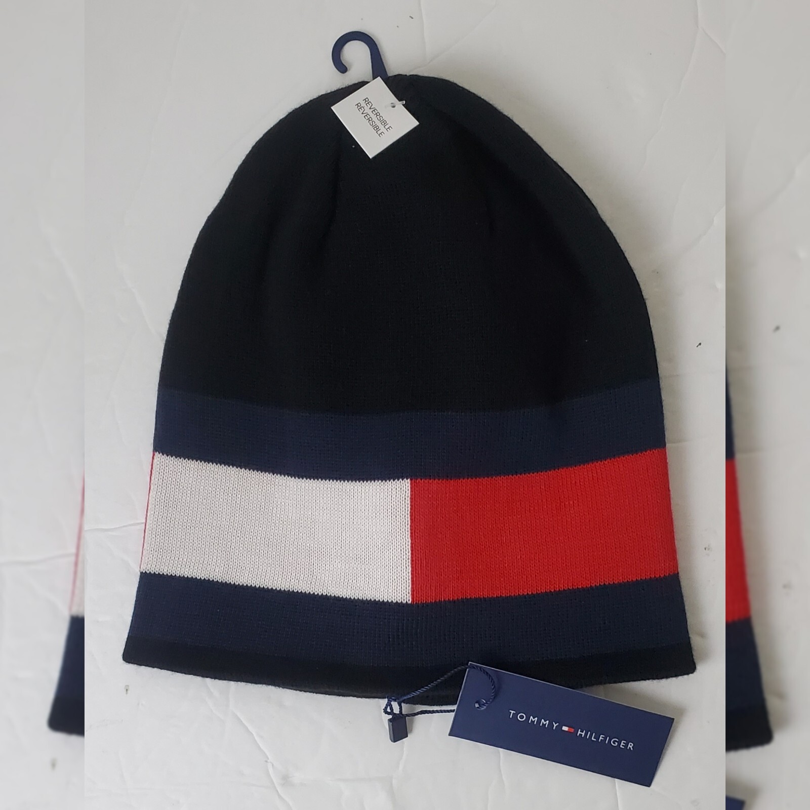 TOMMY HILFIGER Mens Reversible Beanie with Flag Logo One Size Black Cold Weather Hat