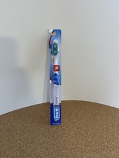 ORALB ADULT CAVITY DEFENSE TOOTHBRUSH MEDIUM DEEP CLEAN TEETH