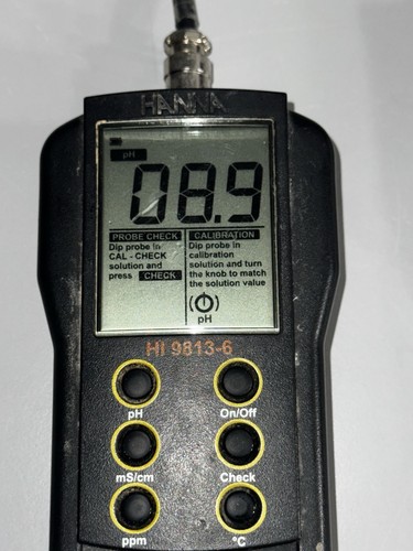 Hanna Instruments HI 9813-6 ~ wasserdichtes pH/EC/TDS Temperaturmessgerät mit Stab - Bild 2 von 13