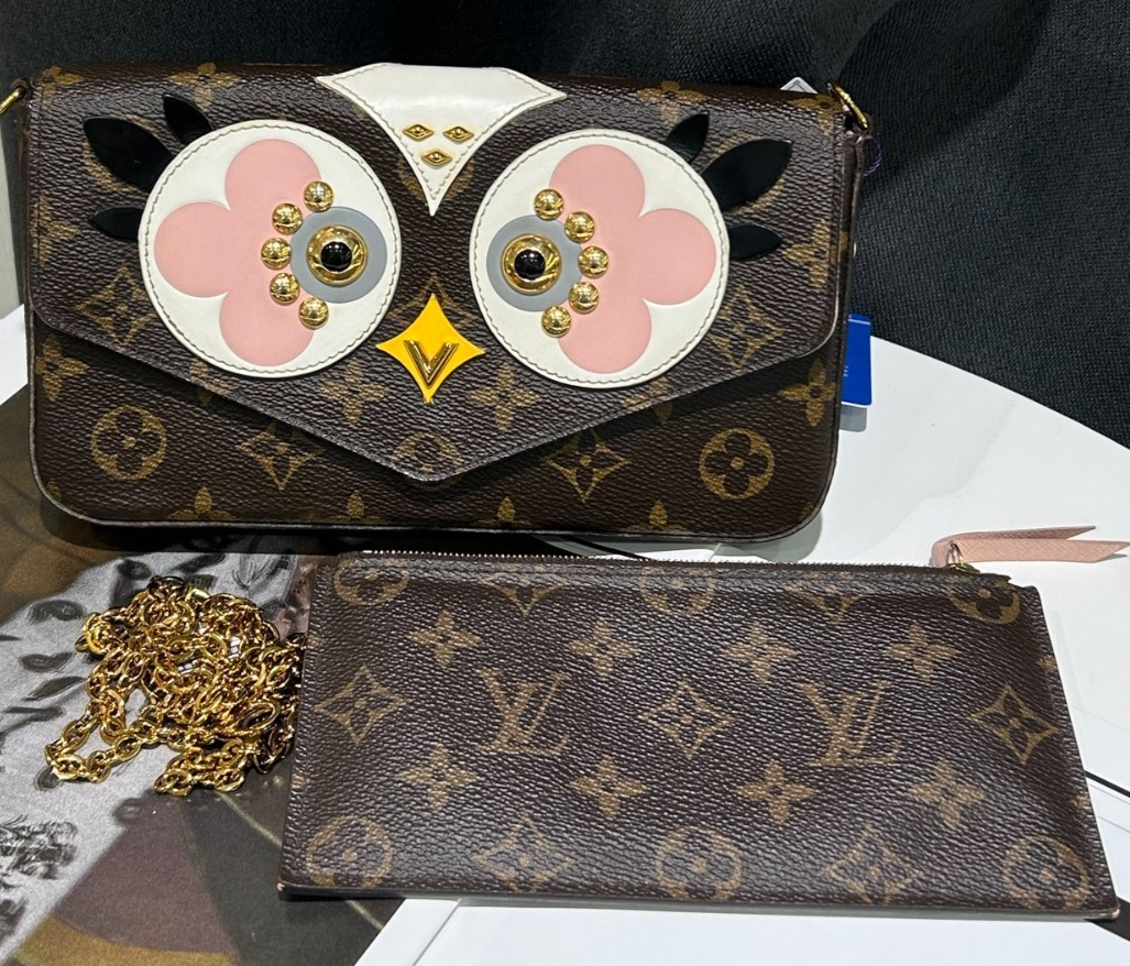 Louis Vuitton Monogram Lovely Birds Limited Edition Pochette Felicie Shoulder Bag