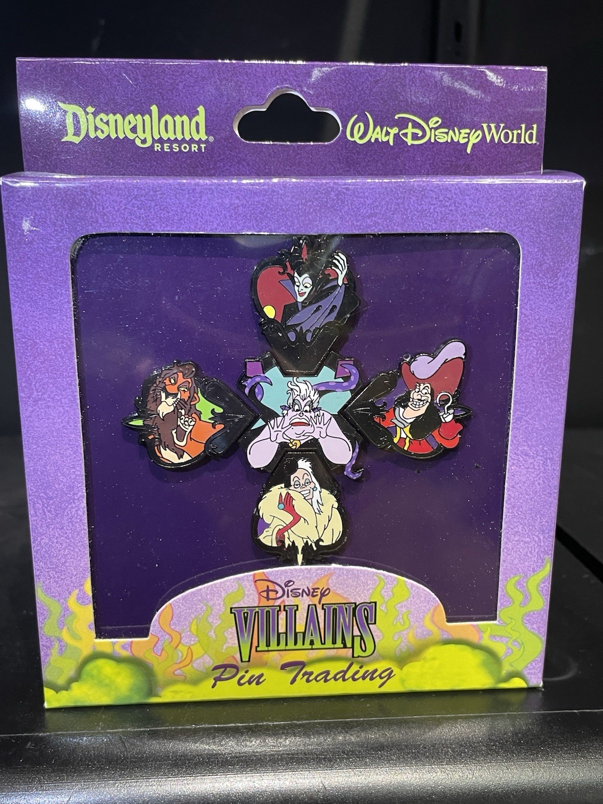 Disney Villains Pin Set Boxed Maleficent Ursula Hook Cruella Scar 2009
