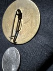 Badge — photo 5