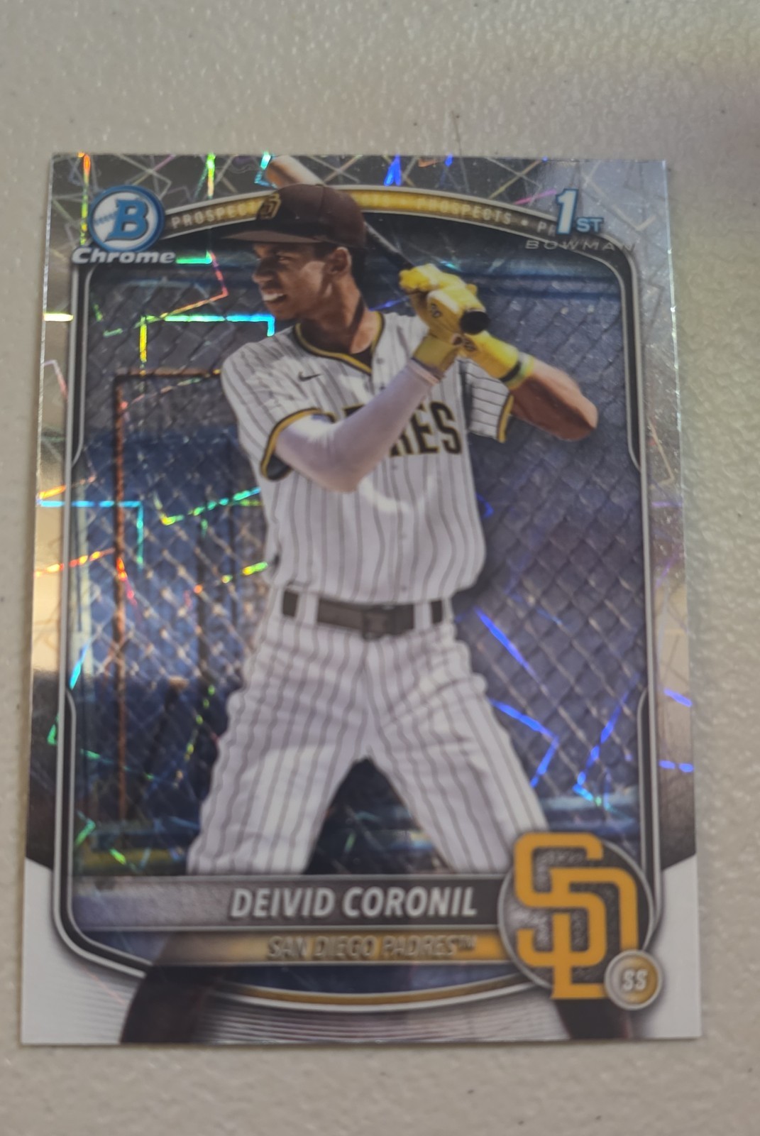 2025 Bowman Chrome - Prospects Deivid Coronil #BCP-173 Laser Refractor (RC)