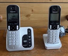 Panasonic KX-TGC220E Digital Cordless Answering System with additional 'phone