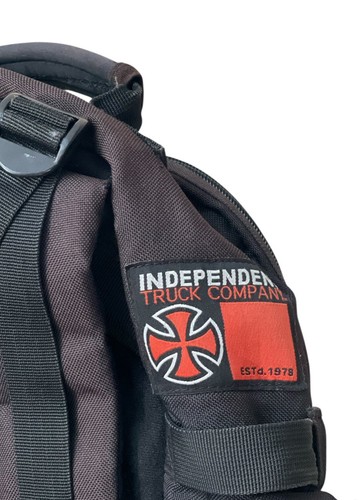 Vintage Independent Trucks Skateboarding Skate Board Bag / Backpack - Black Y2K - Picture 3 of 8