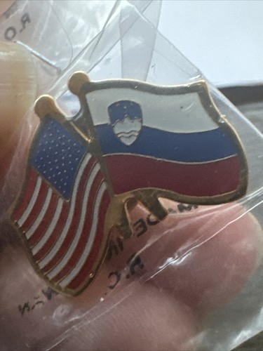 50x Slovenia Republic & USA Flag Friend Ship Lapel Pin - Bulk Lot All New - Picture 3 of 5