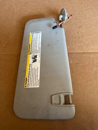 2017-2022 Buick Encore 1.4L Right Sun Visor OEM - Picture 5 of 8
