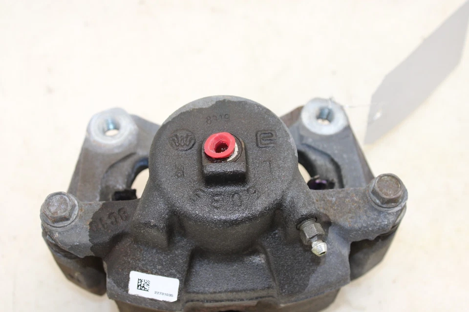 Pinza de freno delantera derecha Saturn Sky 2007-2010 OEM KL68 Foto 3 de 4