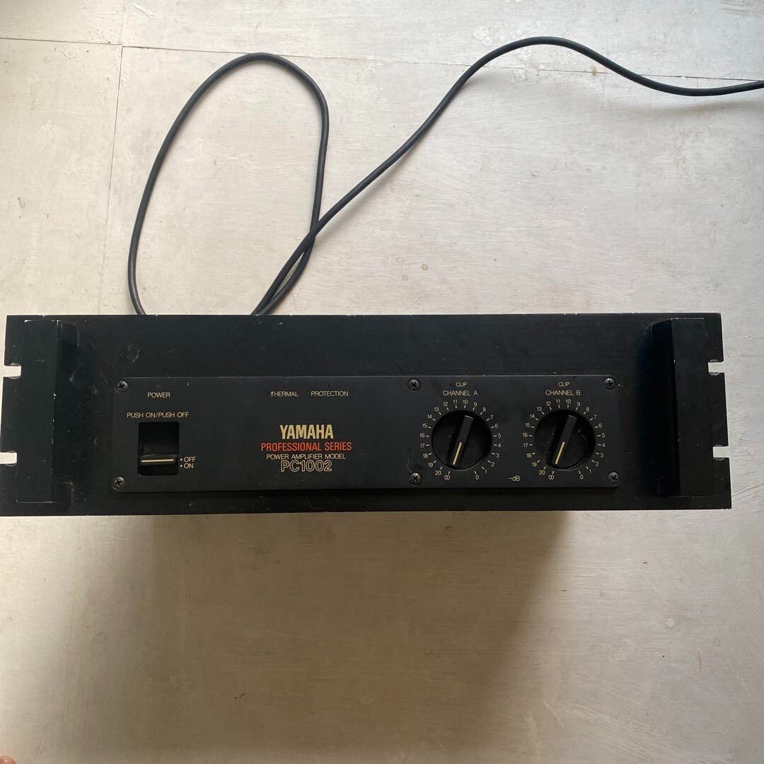 JUNK YAMAHA PC1002 Professional Series Power amplifier 300W