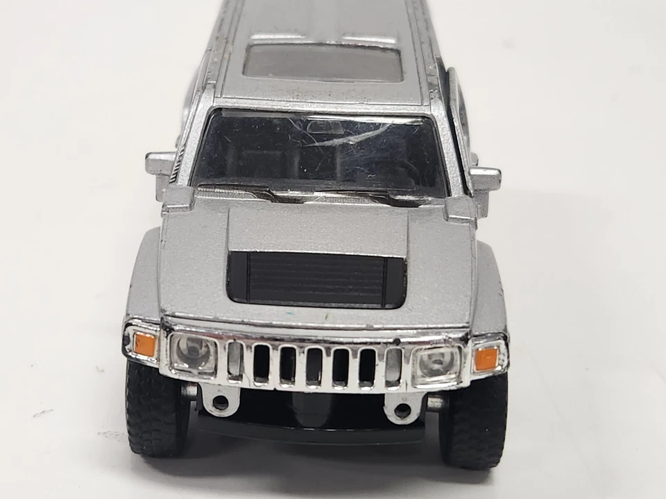 Welly HUMMER H3 Diecast car 1:34-1:39 - Image 3 of 4