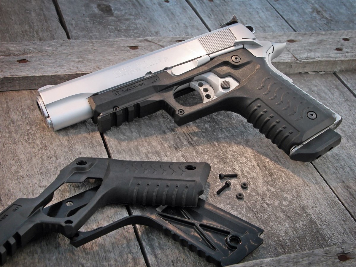 Recover Tactical CC3 H 1911 Grips & Rail System Black