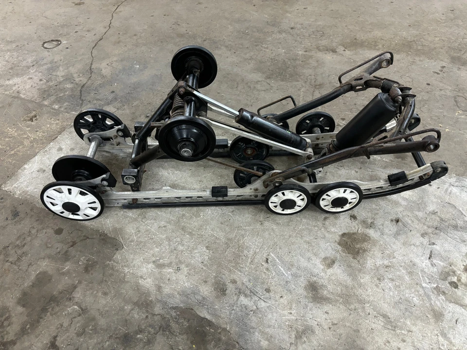 SKI-DOO 120 2009 suspensión rieles Sport Torque XP MXZ Ace 12 11 sc5 10 600 800 Foto 2 de 4