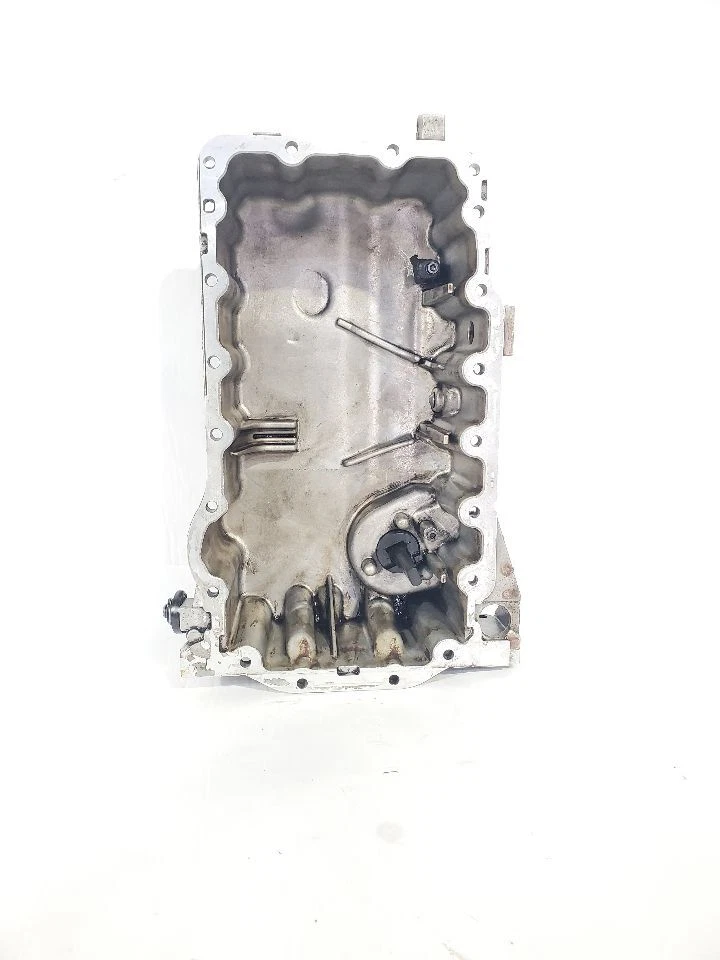 Panela de óleo do motor FWD automática 2.0L fabricante de equipamento original 2008 Audi TT - Imagem 2 de 4