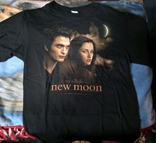 The Twilight Saga New Moon Original Edward  Bella T-Shirt