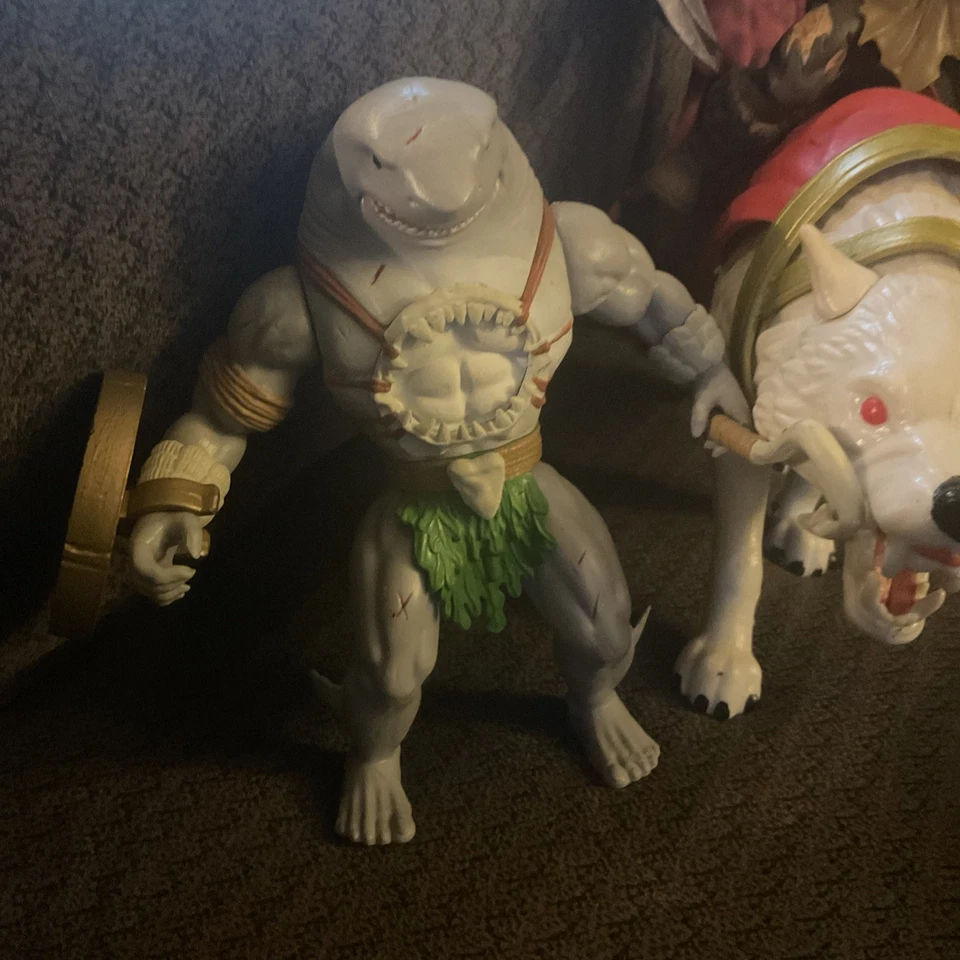 RARO LOTE DE 3 FIGURAS DC Primal Age (estilo motu)) krypto king shark freddy 🔥🔥🔥 Foto 2 de 4