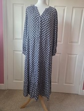 M&S Black / Grey Maxi Dress. Size:  18. Long Sleeve. Great for Everyday.