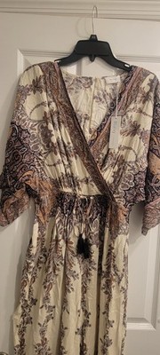 Bluivy Womens Jumpsuit- Paisley Print Wrap- L.  NWT