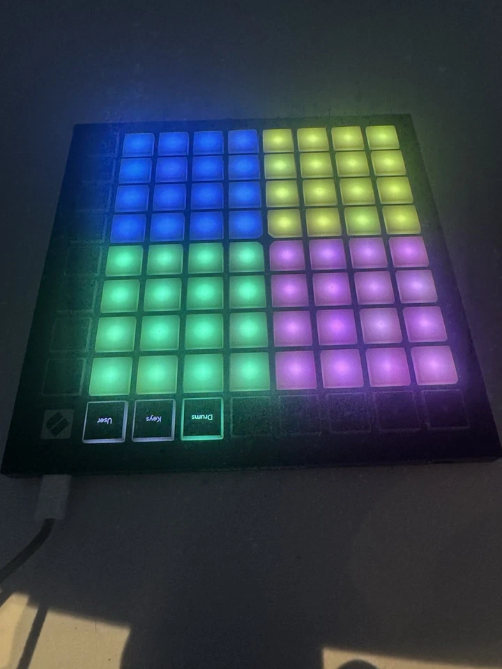 Novation Launchpad Mini MK3 Top Zustand - Bild 3 von 4
