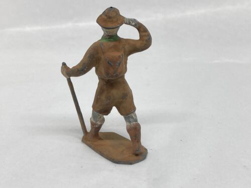 Scout Saluting By Hanks (N yel 218) Manca la punta dell'asta - Foto 2 di 5