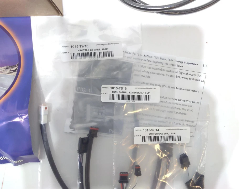 Magnum Black Pearl Designer Handlebar Installation Kit 2017-19 Road King 487411 - Image 3 of 4