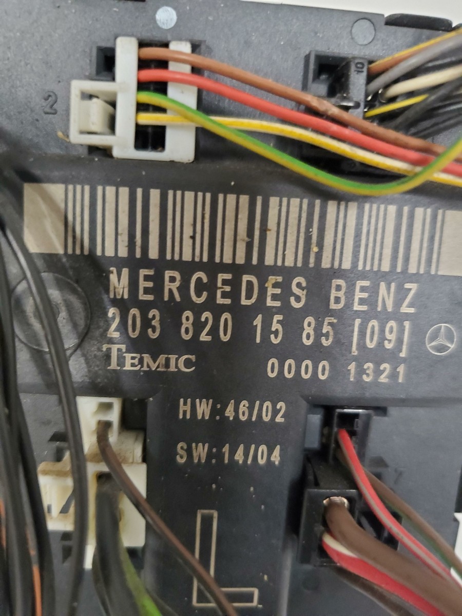 02-07 2007 Mercedes-Benz C230 Driver Front Door Control