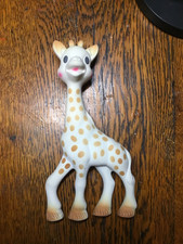 Vulli Sophie The Giraffe La Baby Natural Rubber Teether Squeaker Toy very good