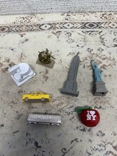 Safari Ltd Statue Of Liberty Figurine Mixed Lot