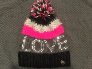 betsey johnson winter hats