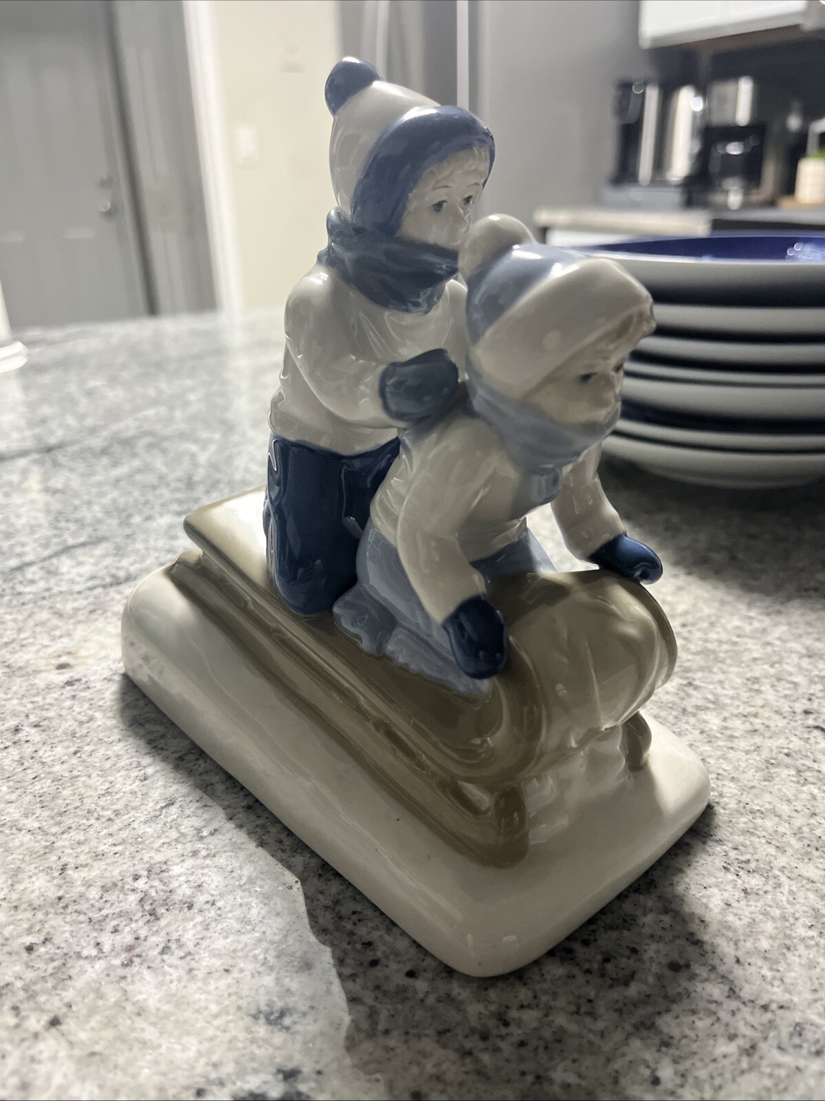 1992 Paul Sebastian Porcelana Cuernavaca Sled Ride Children Figurine Mexico