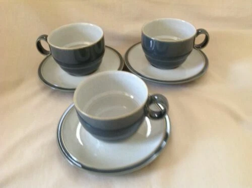 Stoneware Mid-Century Modern Cups&Saucers