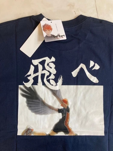 UNIQLO Haikyuu!! UT Karasuno Highschool  T-shirt  Size M = S (US,EU)  Haikyu