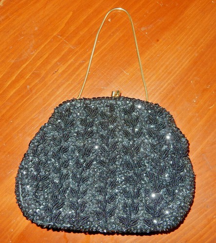 Richere Evening Bag by Walborg, Black Beaded Vine/Leaf pattern Vintage - Picture 2 of 5
