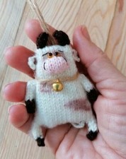 Knitted Bull toy, plush toy, amigurumi bull, stuffed animals, bull doll, miniatu