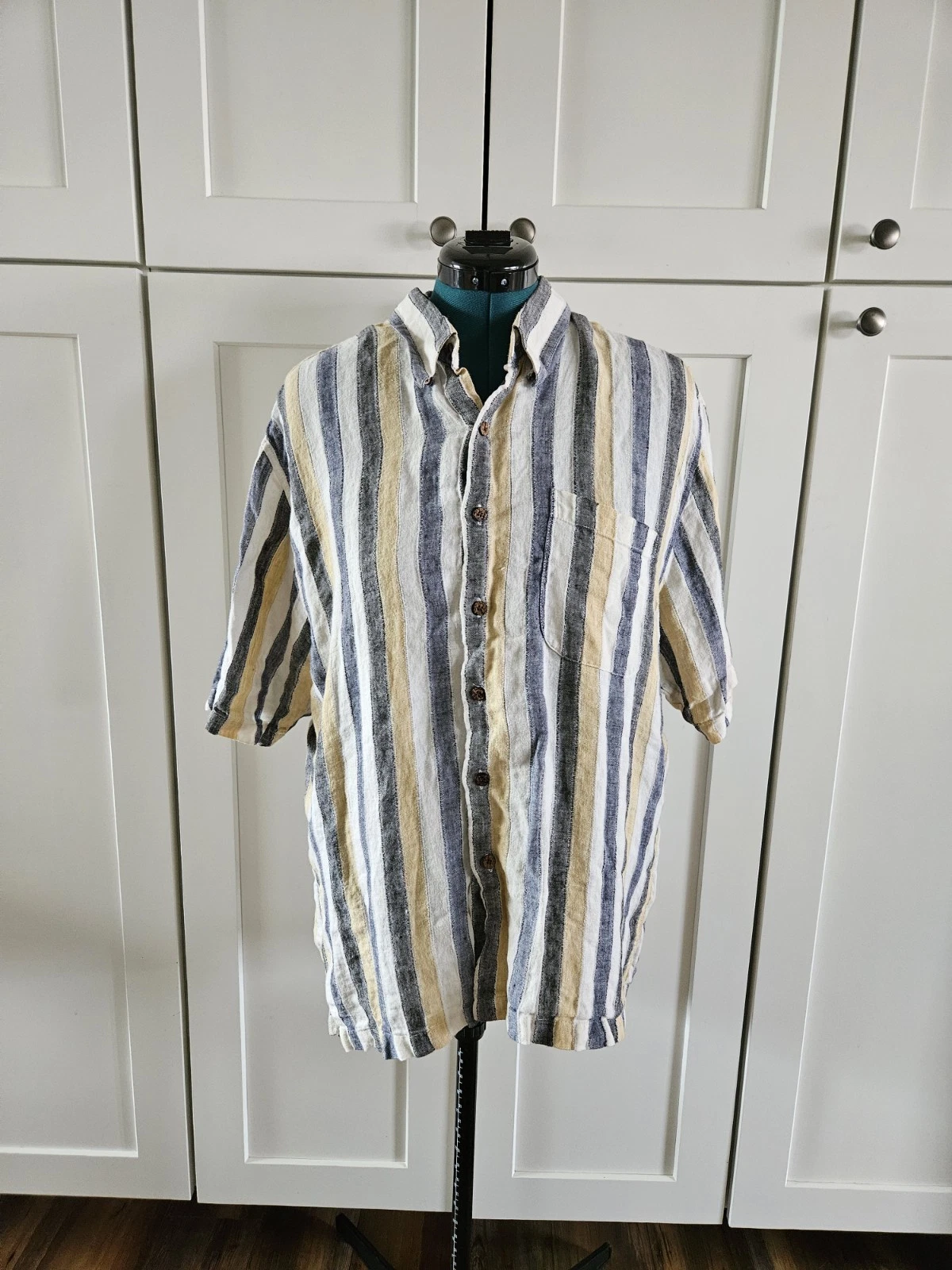 Men's Button Down Linen Shirt By Bahio