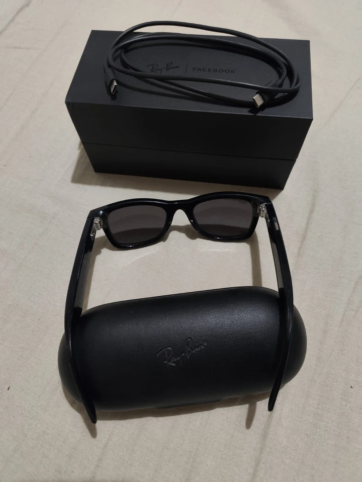 Ray-Ban Stories Wayfarer, foto 3 di 5