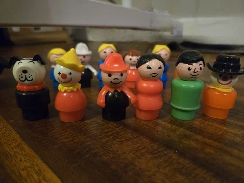 Vintage Fisher-Price Little People Lot Of 12 1970’s? Plastic. Assorted