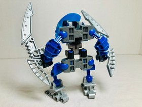 LEGO Bionicle 8602 Toa Nokama, 8615 Vahki Bordakh, & 8726 Matoran Dalu Complete