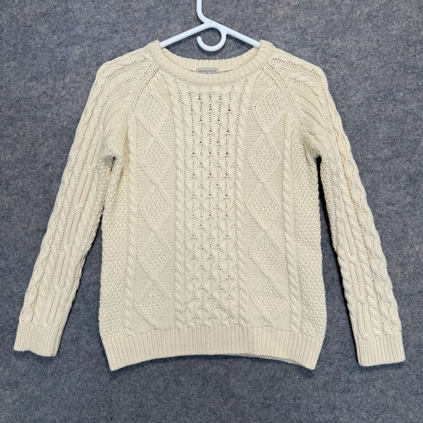 LL Bean Wool Blend Cable Knit Sweater Womens Medium Cream Chunky Knit Crew