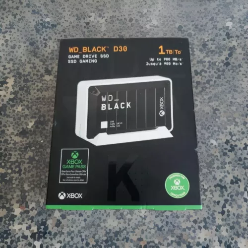 WD_BLACK D30 1TB USB-C Game Drive SSD for Xbox (WDBAMF0010BBW-WESN)