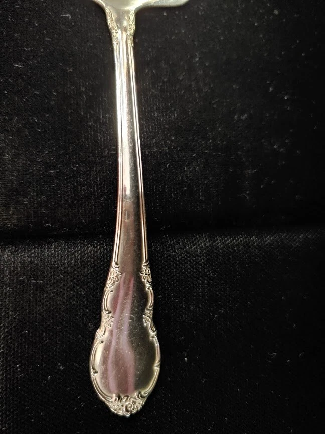 CUCHARÓN VICTORIANO MODERNO FIRMADO LUNT PLATA ESTERLINA Foto 2 de 4