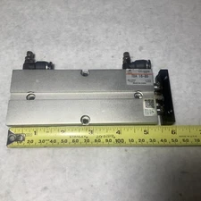 TDA16-80 Compact Type Dual Rod Cylinder Double Acting 16-80 mm