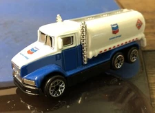 Chevron Standard Oil Fuel Delivery Truck 1:64 Diecast. New.