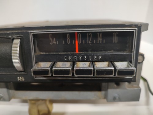 OEM 1969 Chrysler AM Radio Mopar 440 New Yorker Newport Town & Country Wagon - Picture 3 of 12